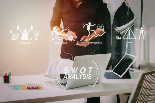 Analiza SWOT przedsiębiorstwa - kiedy ma znaczenie i na co wpływa?